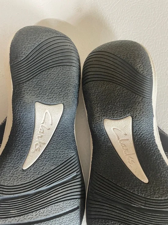 Clarks Cloudsteppers Cushion Soft Navy Slide In Sandals. Good Condition. Size 6M - Picture 9 of 14